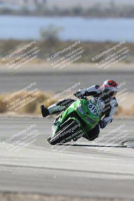 media/Dec-05-2025-CVMA Friday Practice (Fri) [[303bad9a84]]/4-Racer 4-Trackday 1/Session 2 (Turn 14)/